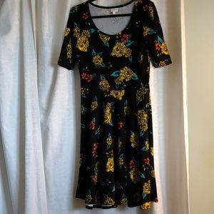 Lularoe Nicole dress -no pockets